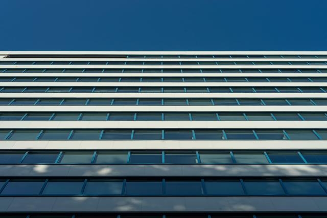 企業(yè)采購物資用戰(zhàn)略采購管理系統(tǒng)咋賣？和自研系統(tǒng)比咋樣？